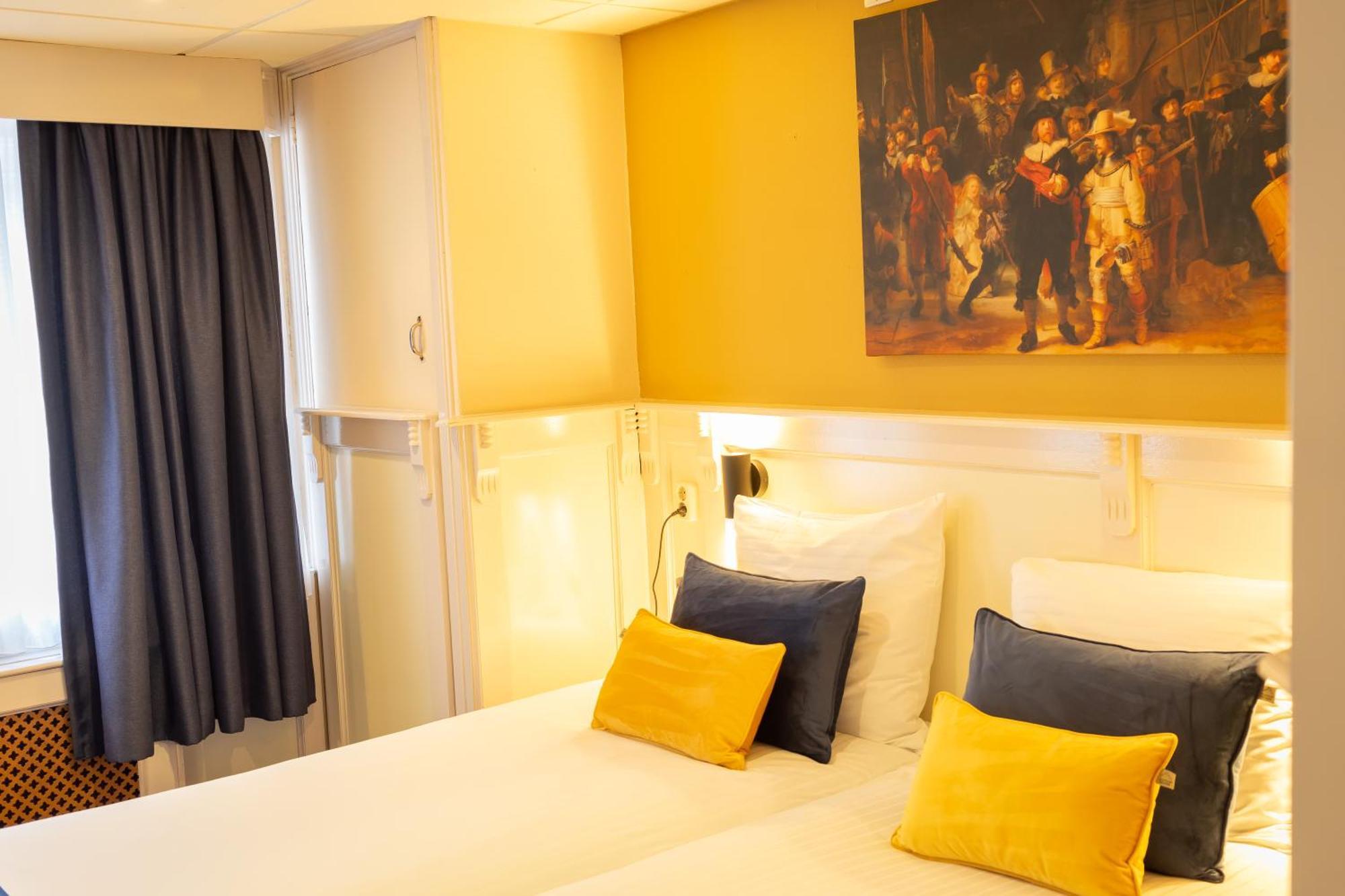 וורקום Hotel De Gulden Leeuw מראה חיצוני תמונה
